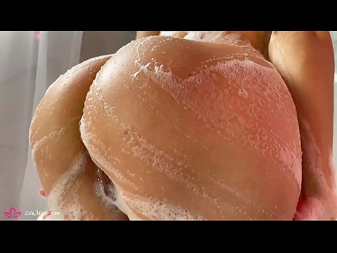 ❤️ Une brune masturbe sa chatte avec un vibrateur jusqu'à un orgasme intense sous la douche. ❤ Sexe at us fr.hentai-menu.ru ❤