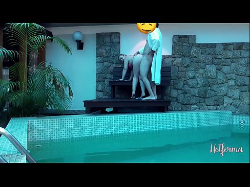❤️ Le patron invite la femme de chambre à la piscine, mais n'a pas pu résister à une chaude ❤ Sexe at us fr.hentai-menu.ru ❤